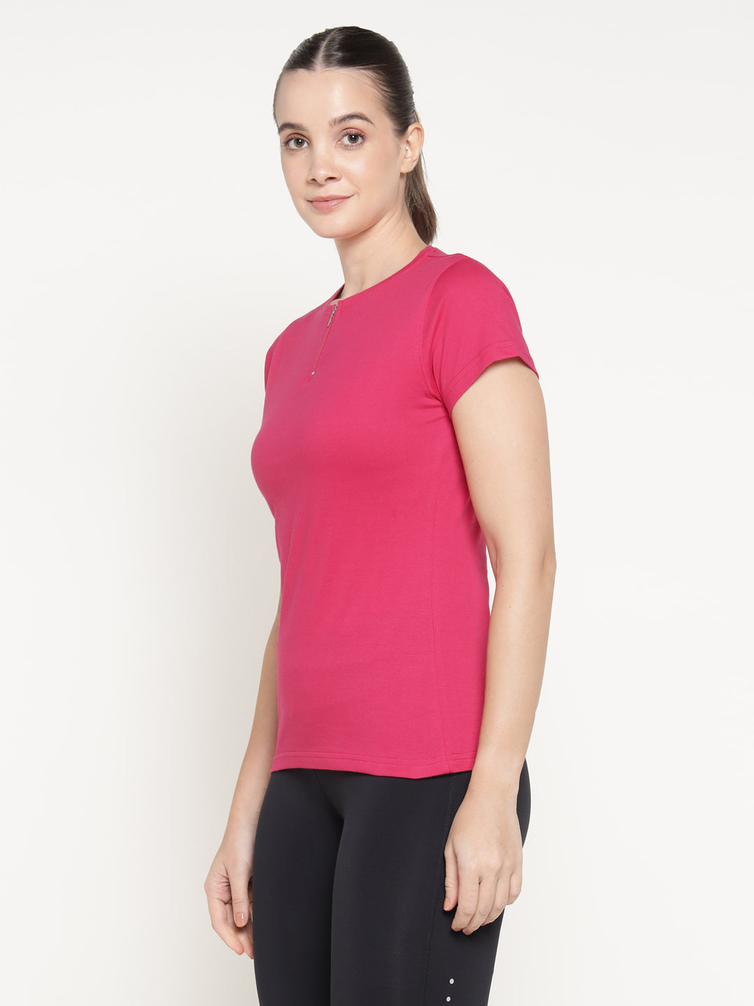 Ap'pulse Women's Short Sleeve Round Neck Zipper Tshirt