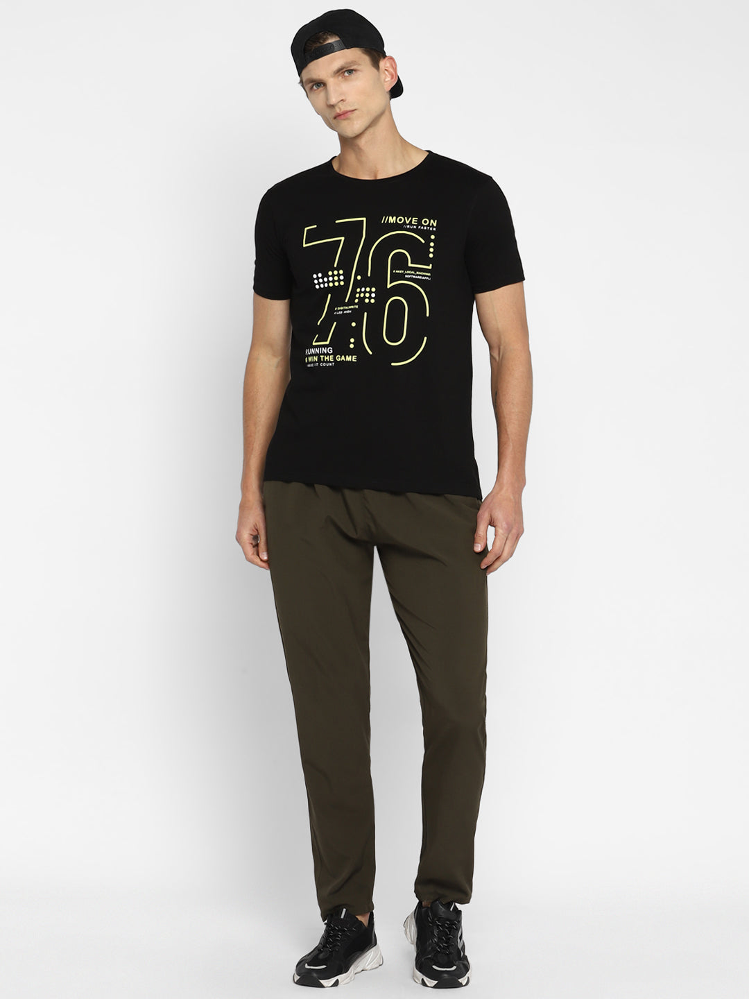 Ap'pulse Men's Short Sleeve Round Neck Printed Tshirt